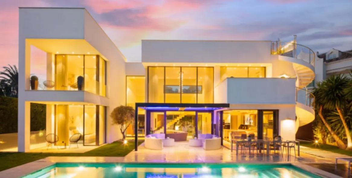 Sale of detached villa in Puerto Banús 22
