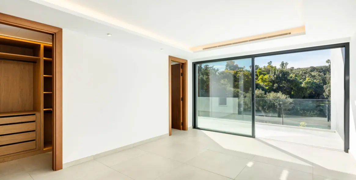 Venta de villa independiente en Sotogrande Alto 14