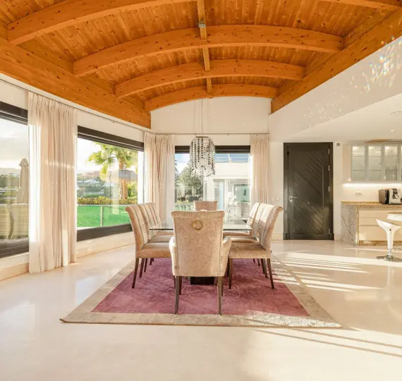 Villa independiente R4503706