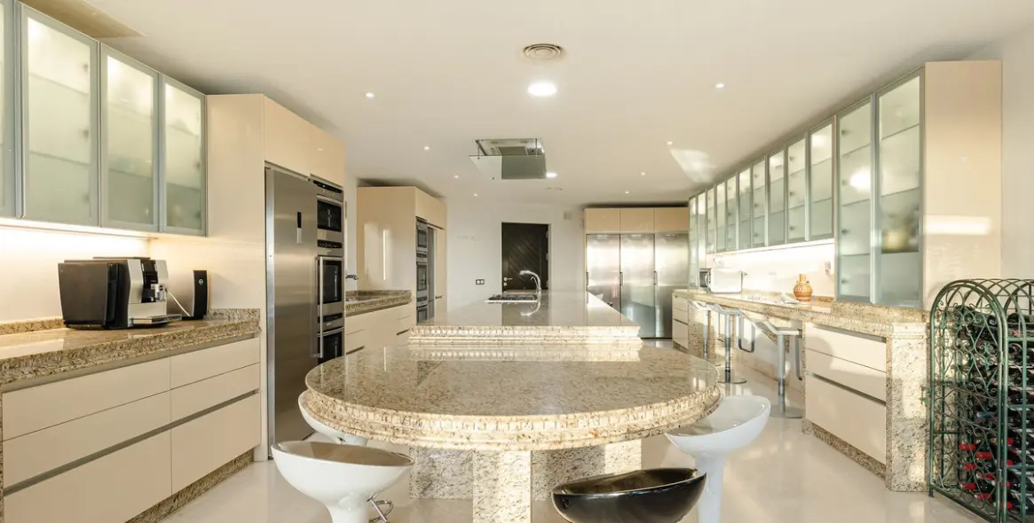 Venta de villa independiente en Benahavís (distrito Los Flamingos) 4