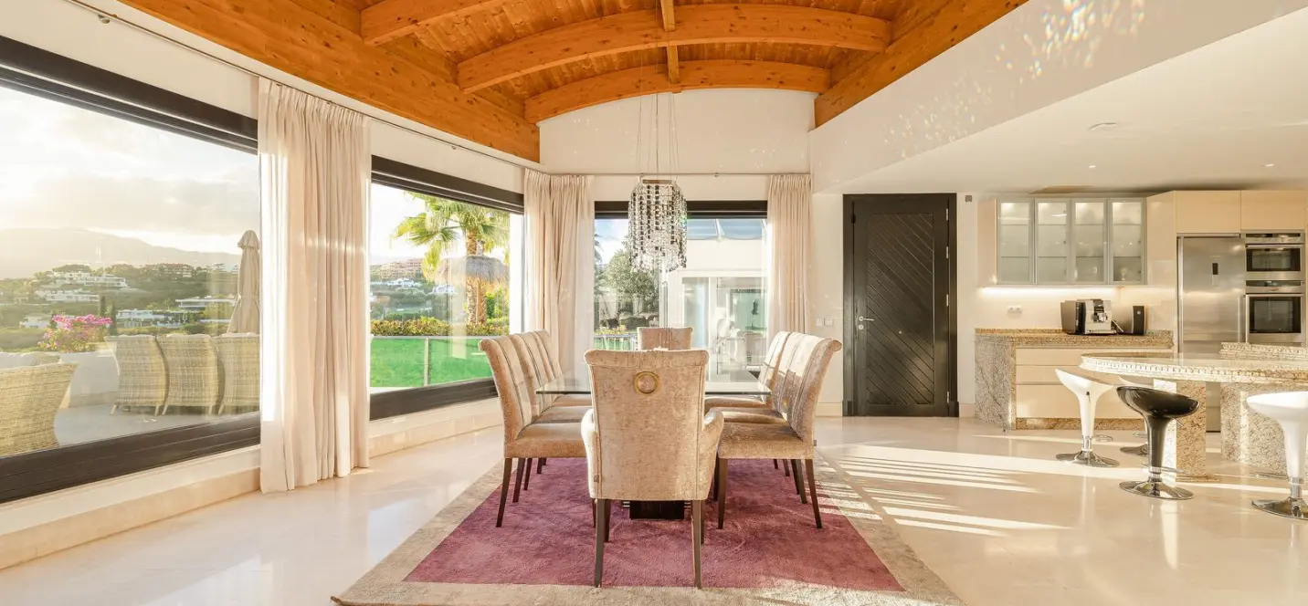 Sale of detached villa in Los Flamingos 1