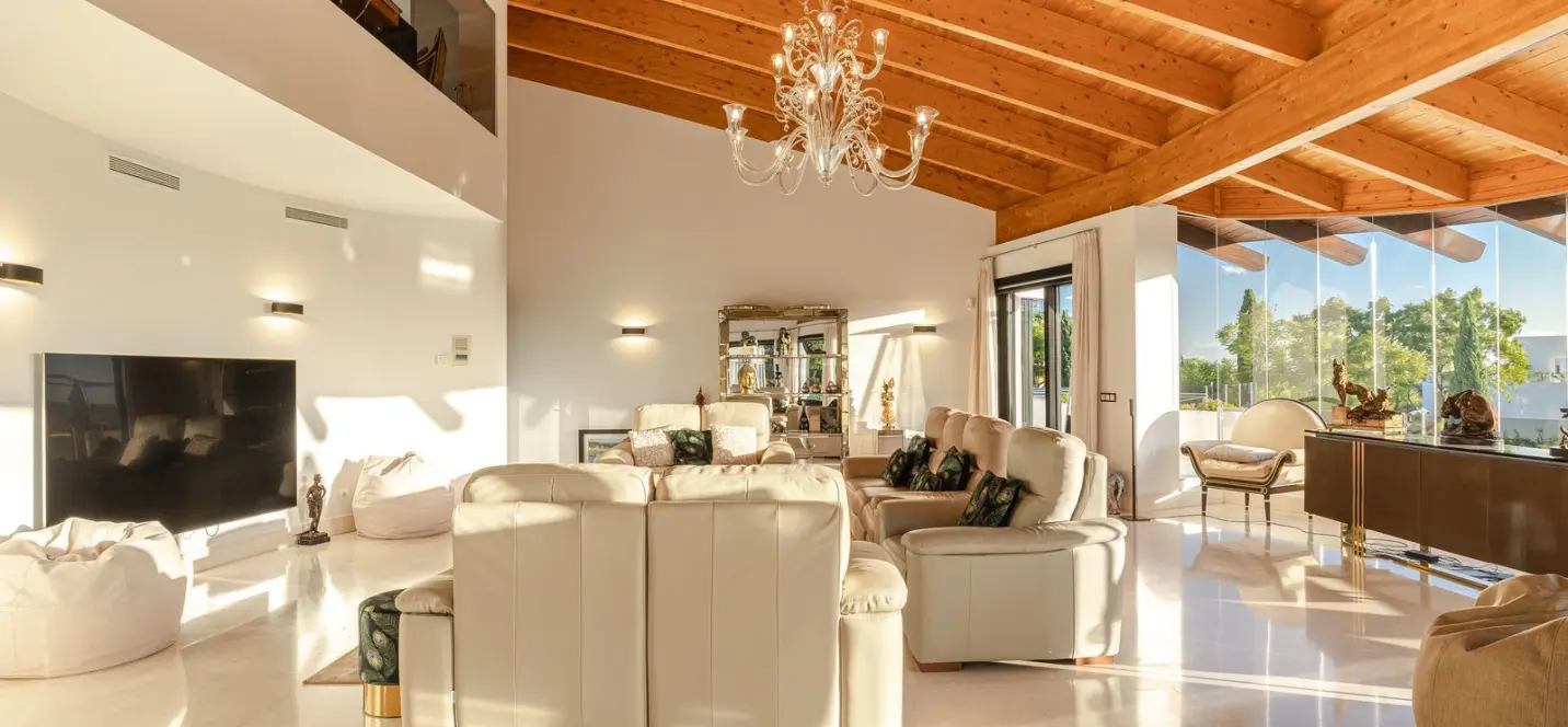 Sale of detached villa in Los Flamingos 2