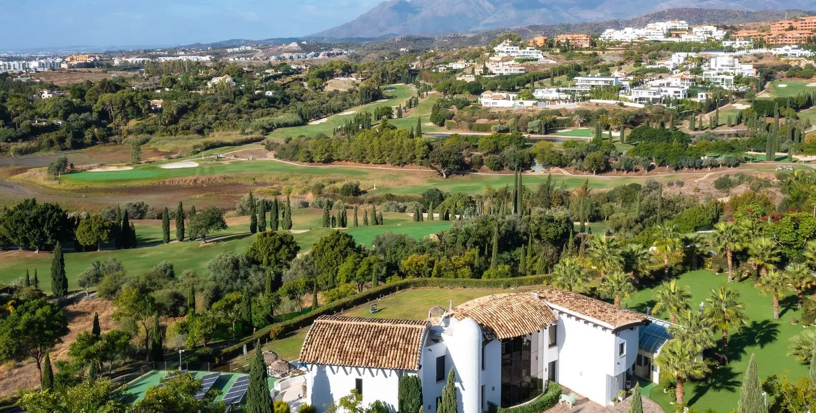 Venta de villa independiente en Los Flamingos 17