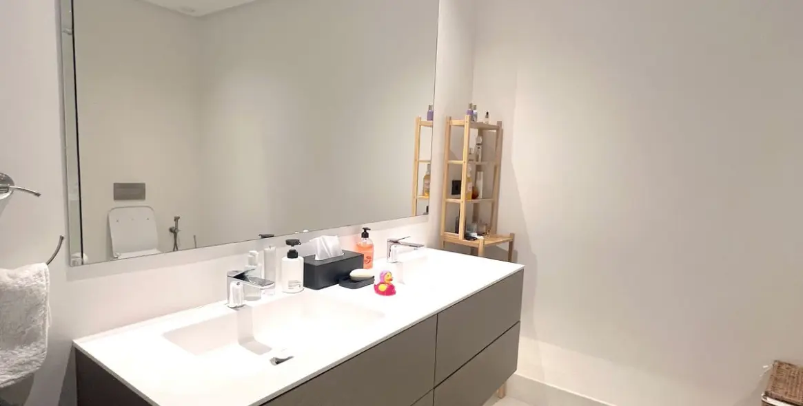 Long-term rent of duplex in The Golden Mile 15