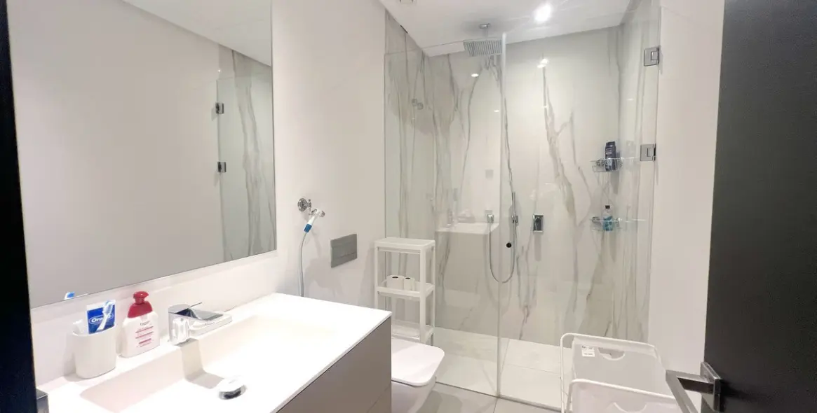 Long-term rent of duplex in The Golden Mile 17