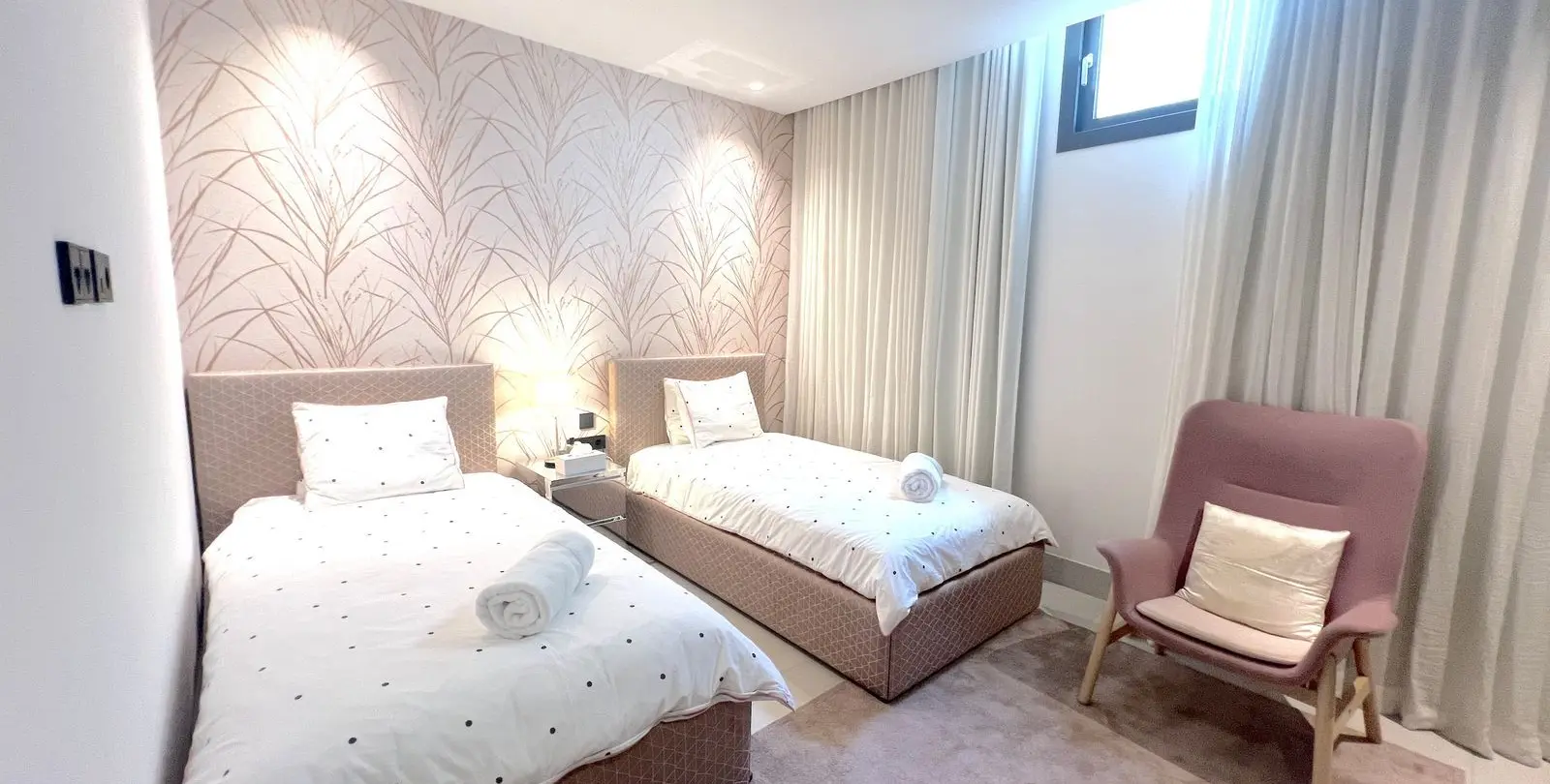 Long-term rent of ground floor apartment in The Golden Mile 20