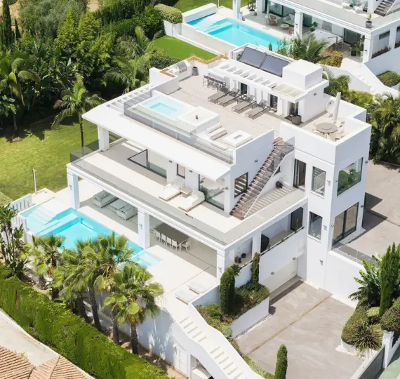 Detached villa R5137888