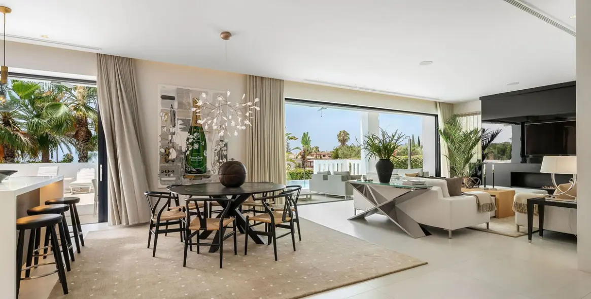 Sale of detached villa in Marbella (district Nagüeles) 4