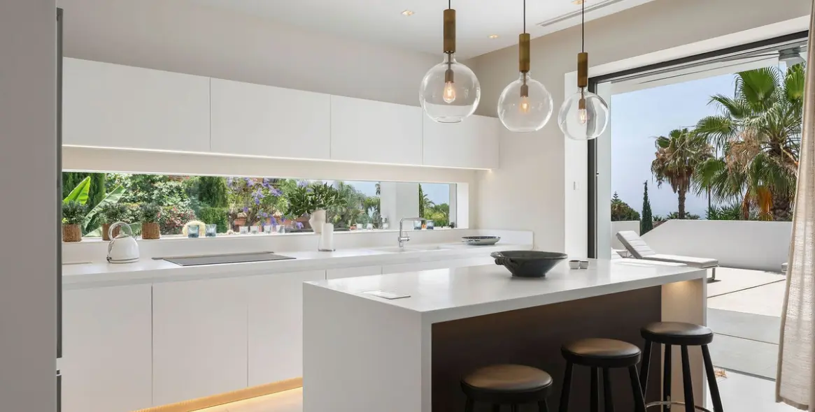 Sale of detached villa in Marbella (district Nagüeles) 8