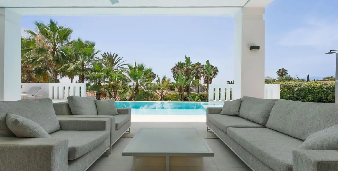 Sale of detached villa in Marbella (district Nagüeles) 10