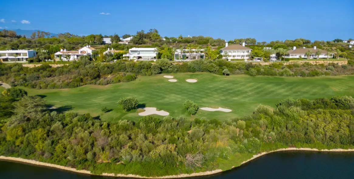 Venta de villa independiente en Casares 28