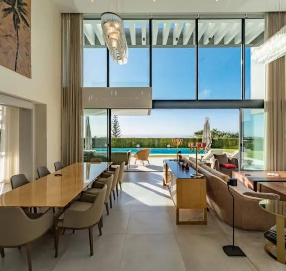 Villa independiente R5048245