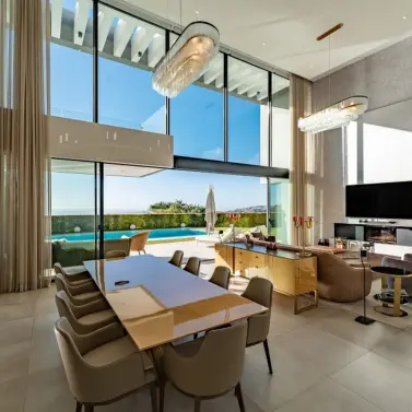 Sale of detached villa in Los Arqueros