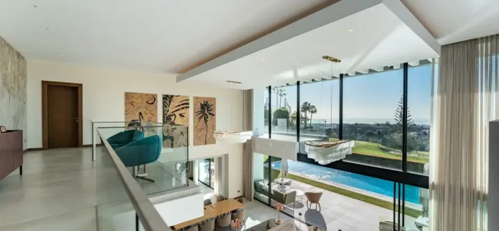 Sale of detached villa in Los Arqueros 4