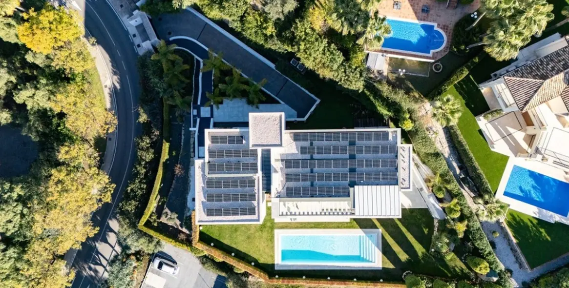 Sale of detached villa in Los Arqueros 12