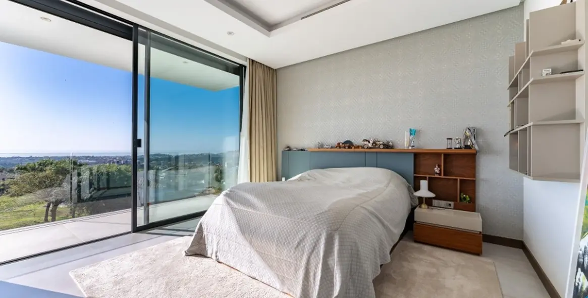 Продажа  отдельно стоящей виллы в Los Arqueros 21