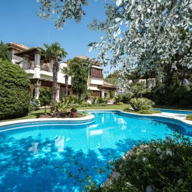 Venta de villa independiente en La Zagaleta