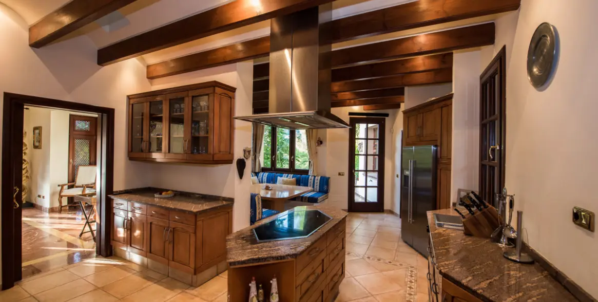 Venta de villa independiente en La Zagaleta 31