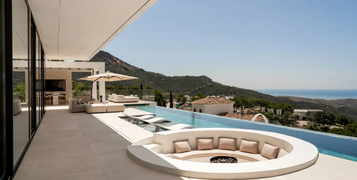 Sale of detached villa in Benahavís 37