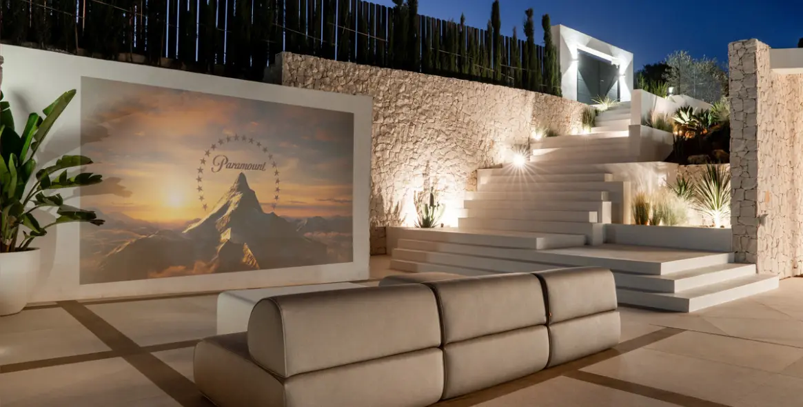 Sale of detached villa in Benahavís 53