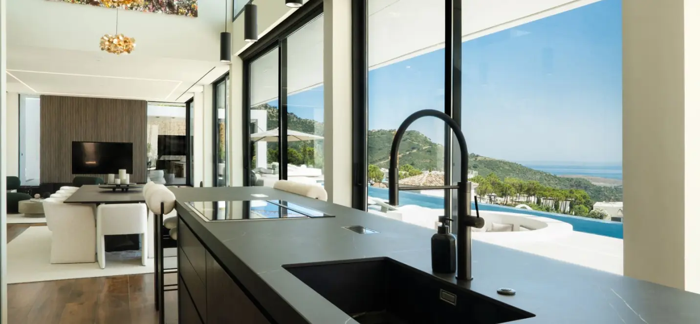 Venta de villa independiente en Benahavís 1