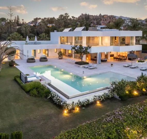 Detached villa R5117725