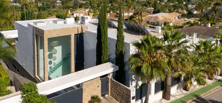 Detached villa R5117725 2