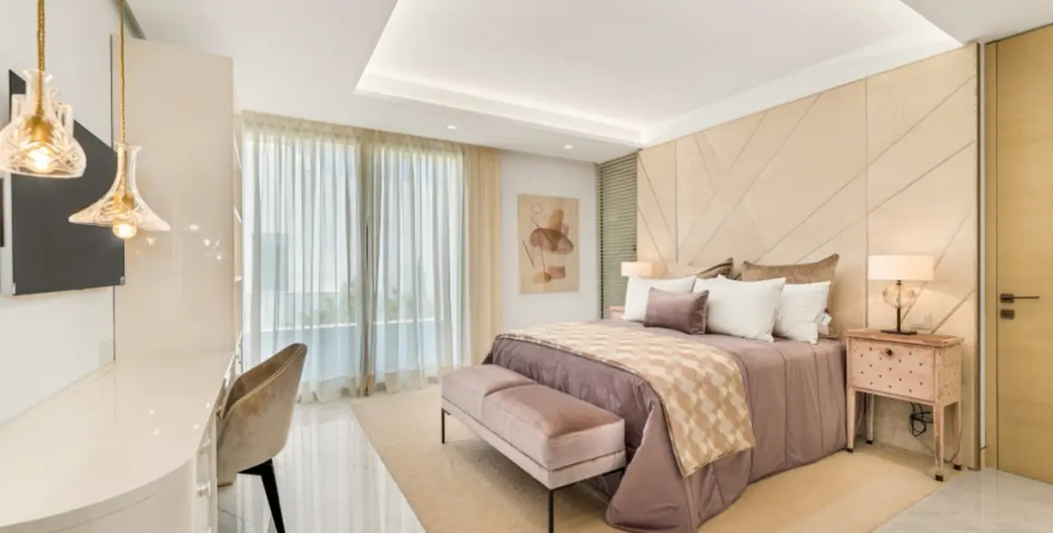 Sale of penthouse in Estepona (district New Golden Mile) 2