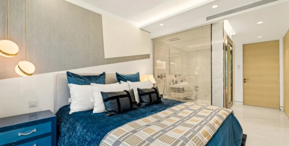 Sale of penthouse in Estepona (district New Golden Mile) 7