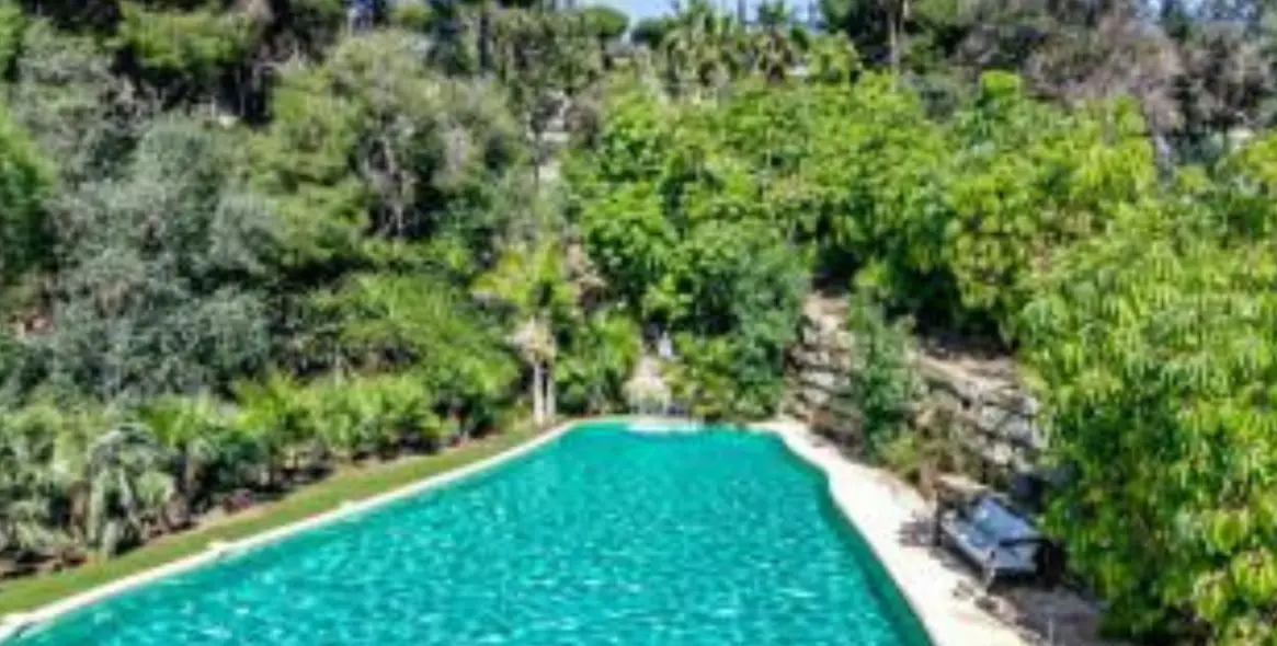 Sale of detached villa in Marbella (district Marbella) 3