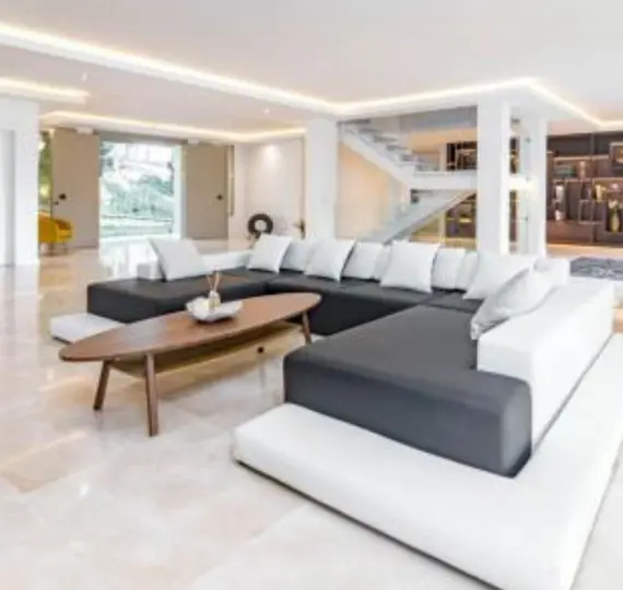 Detached villa R5186215