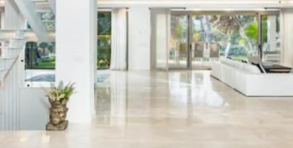 Sale of detached villa in Marbella (district Marbella) 8