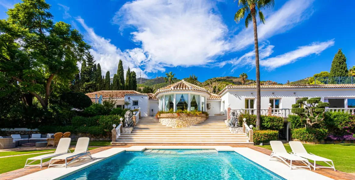 Sale of detached villa in Benalmádena (district Benalmádena Pueblo ) 2