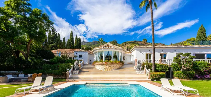 Detached villa R4438249 1