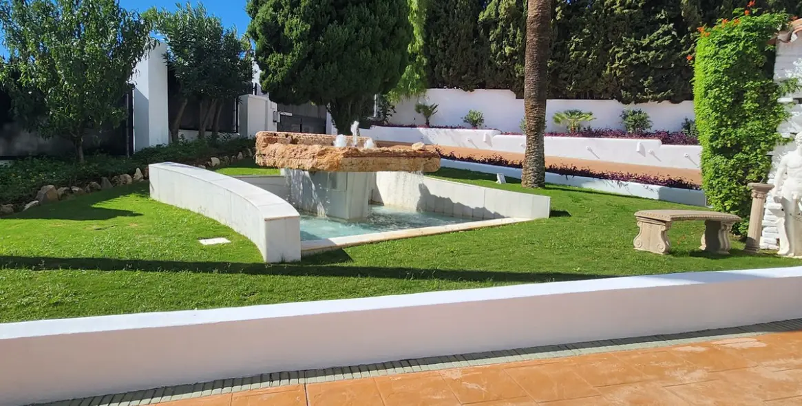 Sale of detached villa in Benalmádena (district Benalmádena Pueblo ) 10