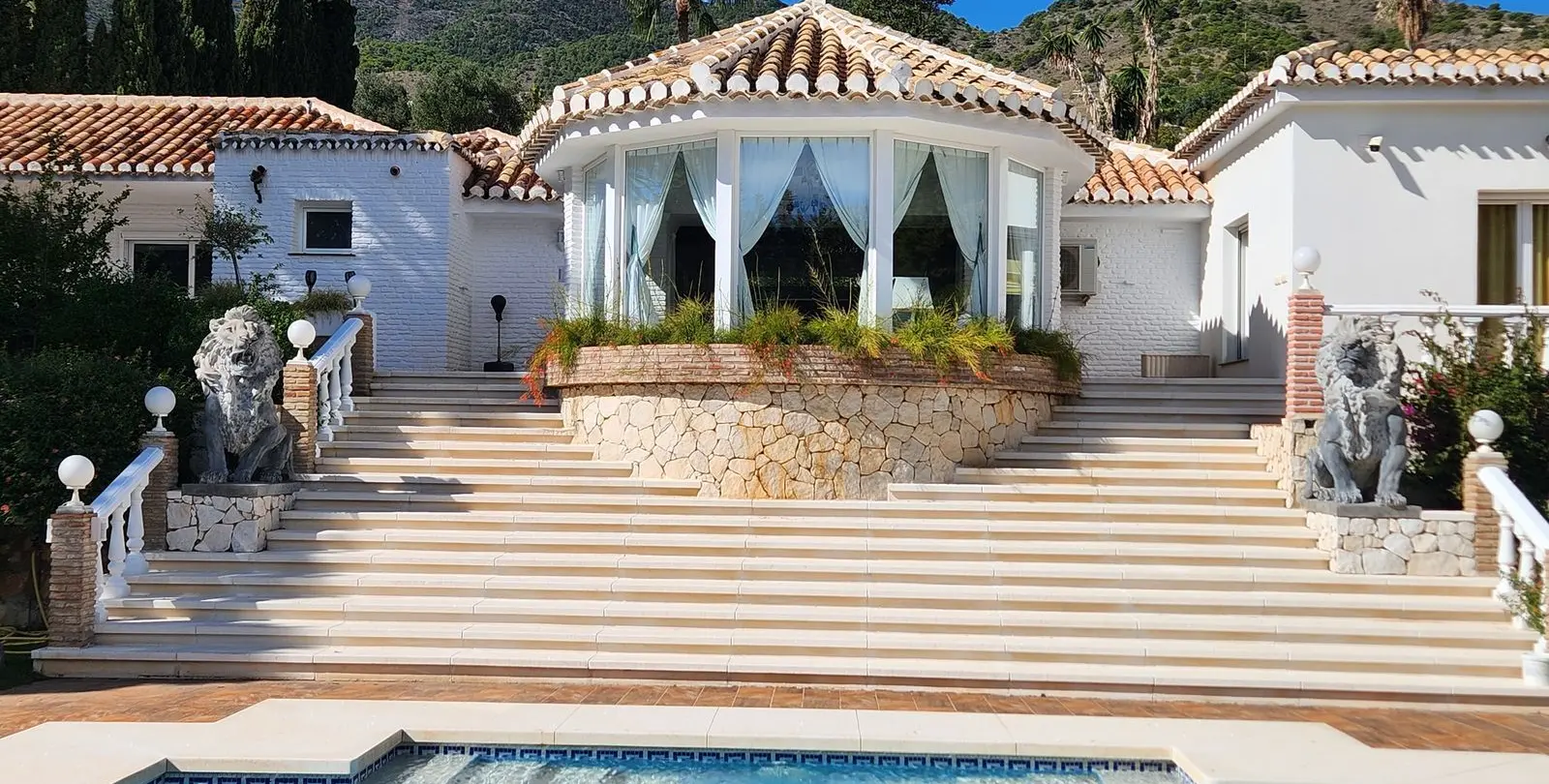 Alquiler a largo plazo de villa independiente en Benalmadena 3