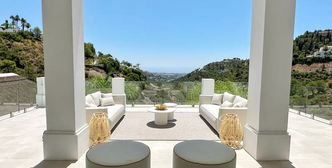 Sale of detached villa in Benahavís (district El Madronal) 4