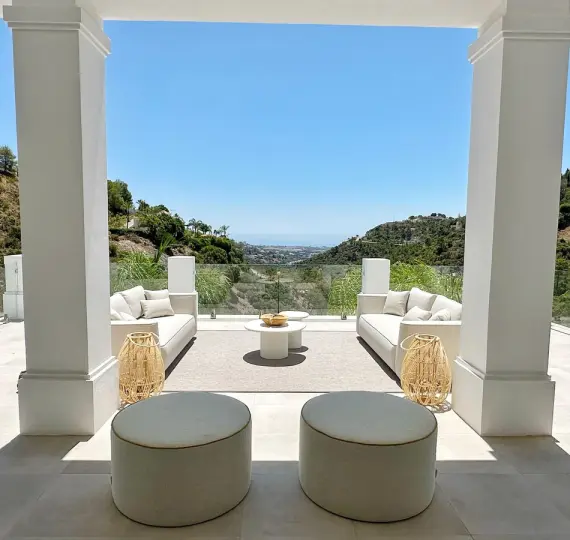 Detached villa R4779208