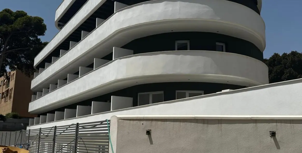 Продажа отеля в Torremolinos 2