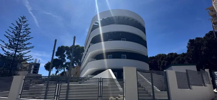 Продажа отеля в Torremolinos 2