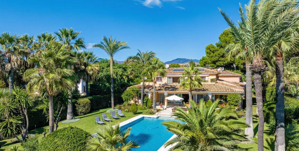 Sale of detached villa in Benamara 3