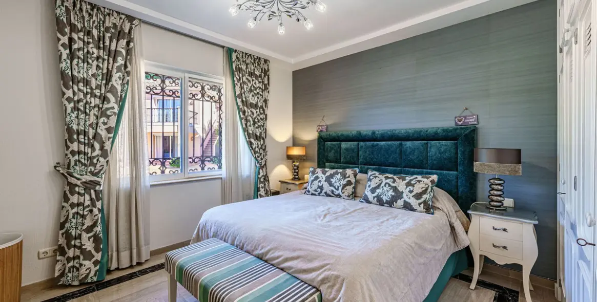 Sale of detached villa in Benamara 14