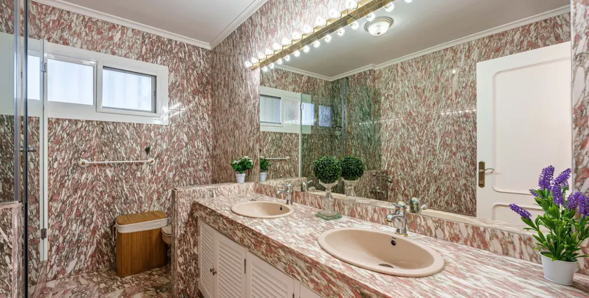 Sale of detached villa in Benamara 17