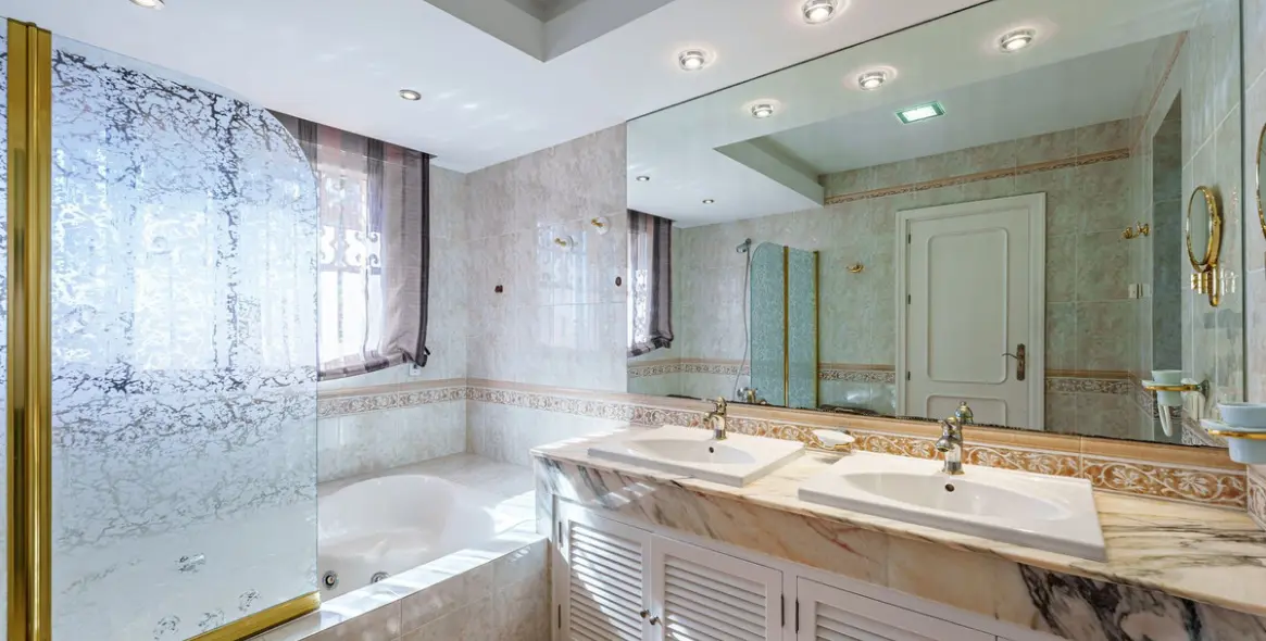 Sale of detached villa in Benamara 27