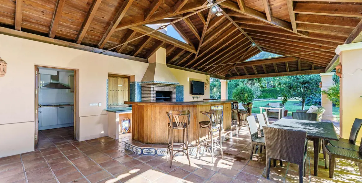 Sale of detached villa in Benamara 48