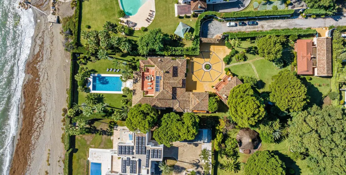 Sale of detached villa in Benamara 53