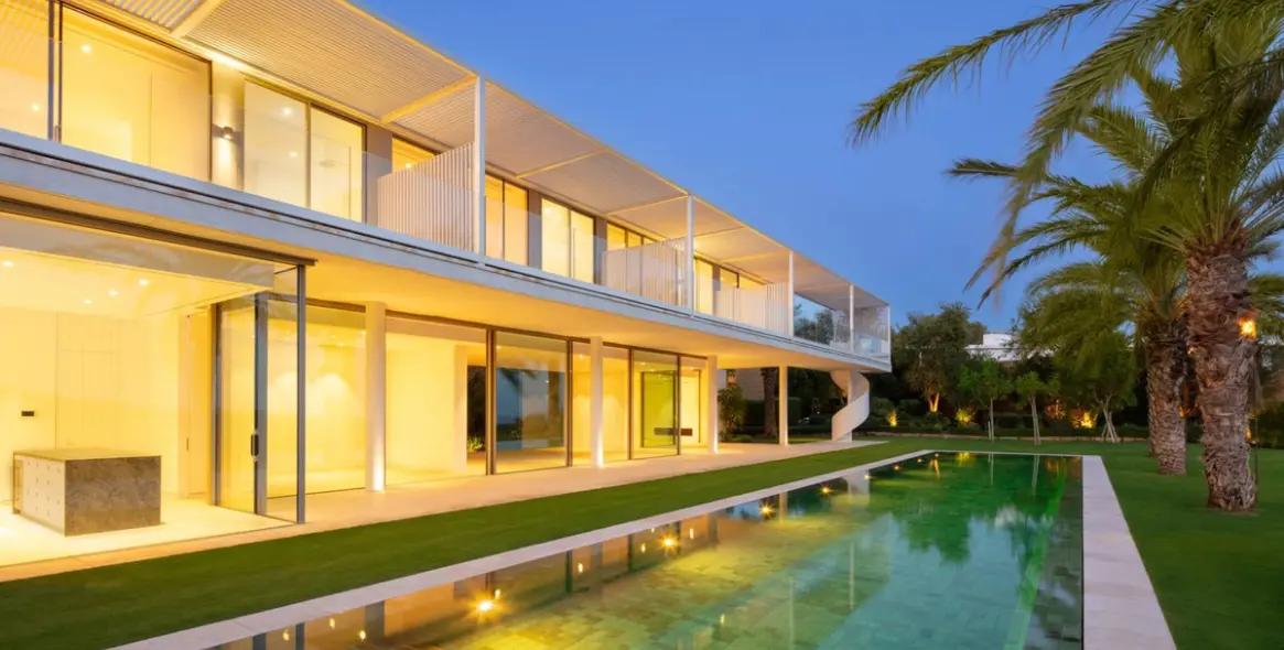 Sale of detached villa in Casares 39