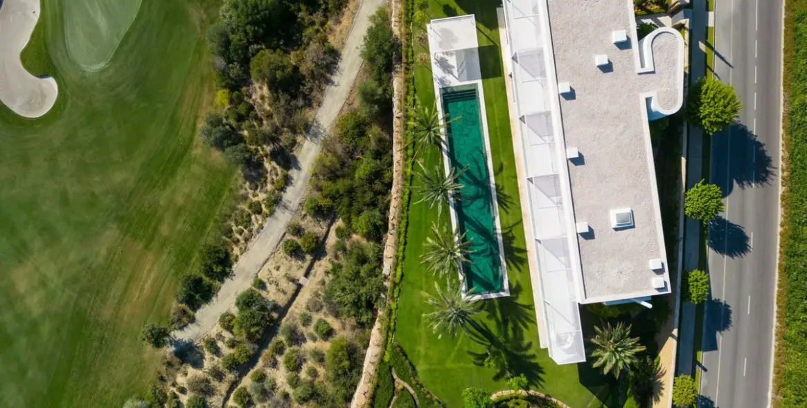 Sale of detached villa in Casares 50