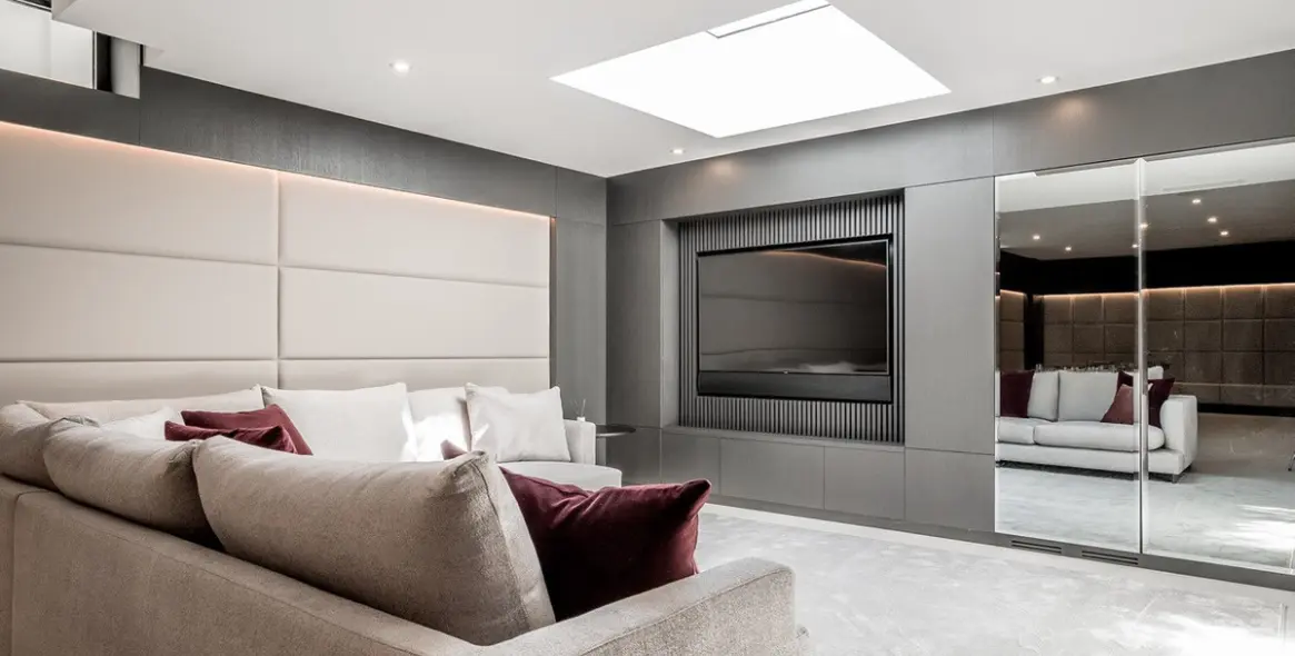 Sale of detached villa in The Golden Mile 35