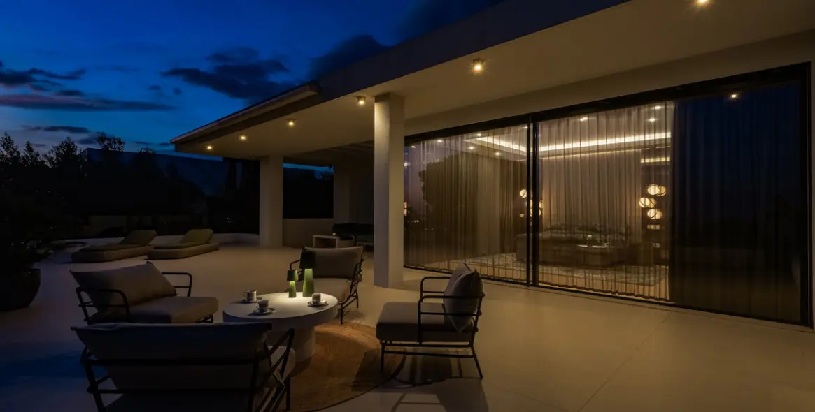 Sale of detached villa in The Golden Mile 47